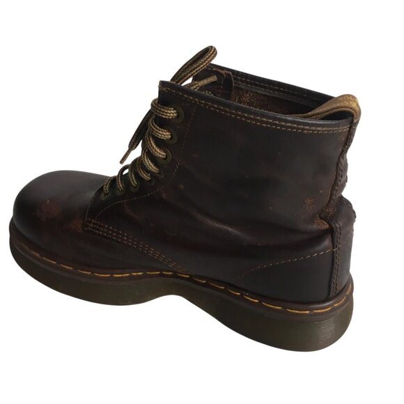 Vintage Dr Martens Boots Mens Size 9 Brown Leather Lace Up Made England 2000s main image 4